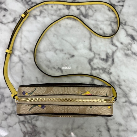 Coach Mini Camera Bag In Signature Canvas With Dreamy Veggie Print - Picture 4 of 9
